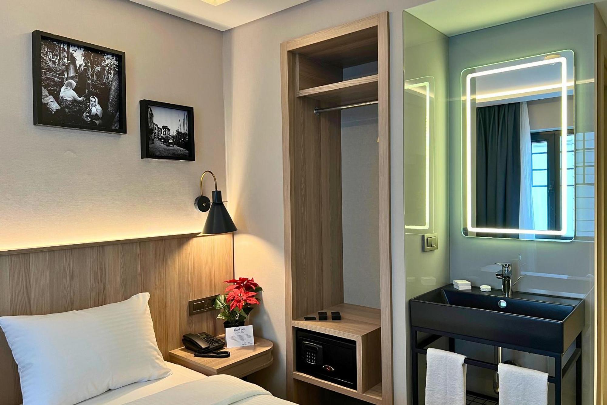 Woxx Hotel Istanbul Exterior foto